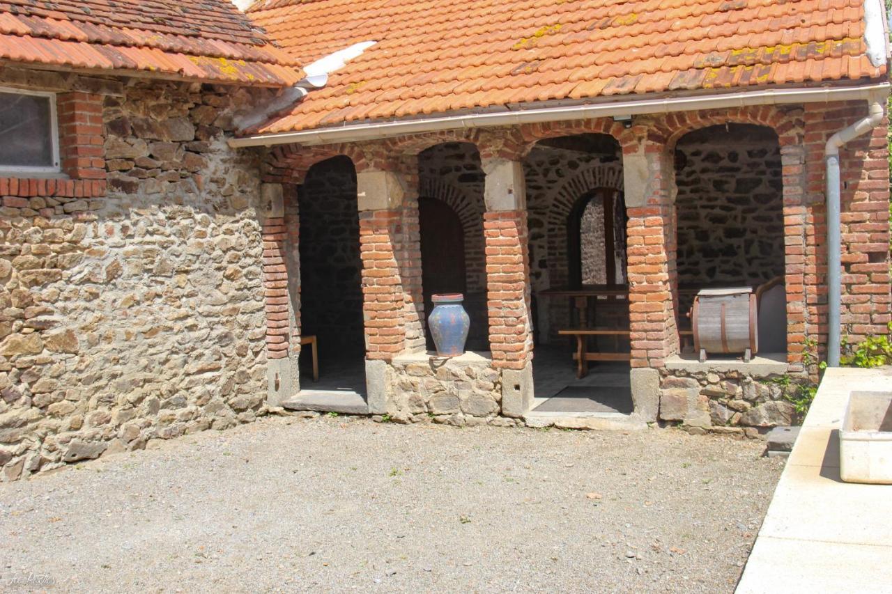 Domaine De La Couture Bed & Breakfast Evaux-les-Bains Exterior photo